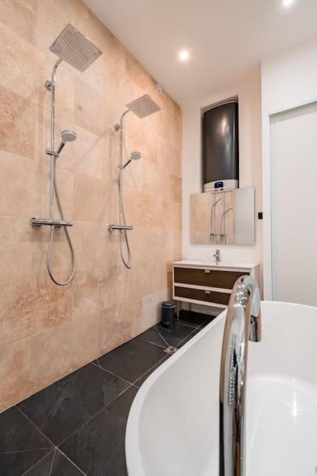 Harmonie Apartment Ним Екстериор снимка