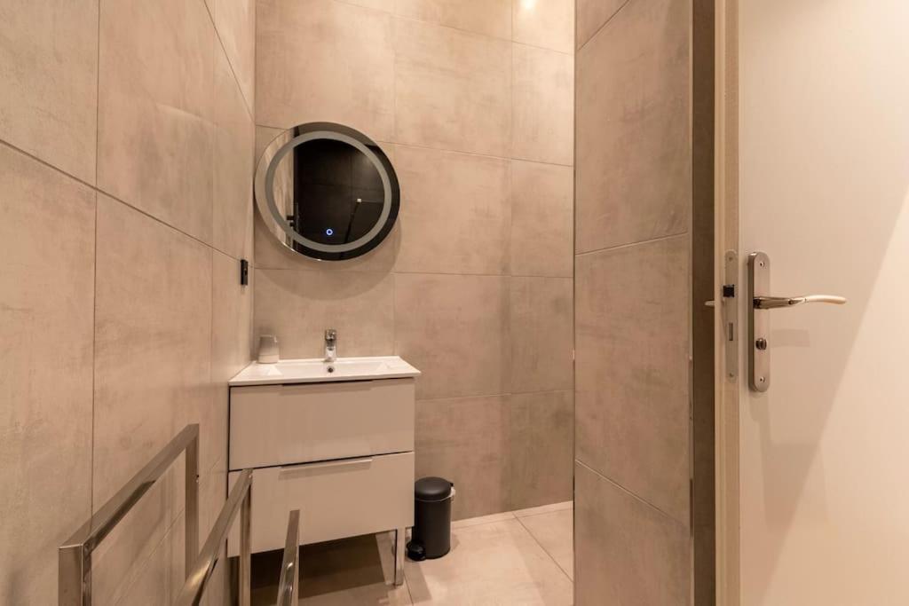 Harmonie Apartment Ним Екстериор снимка